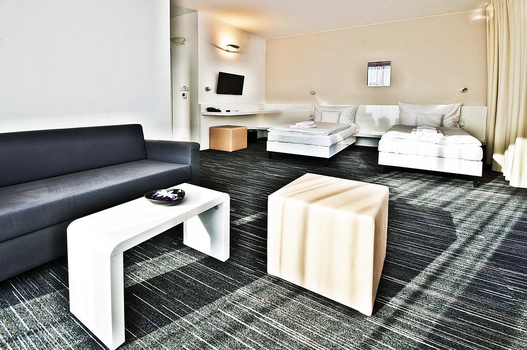 Fabrika Hotel Humpolec Εξωτερικό φωτογραφία
